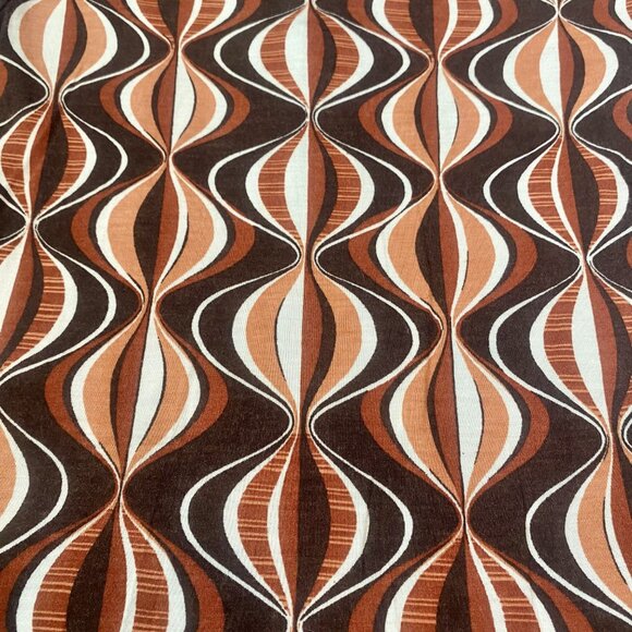 Vintage Retro-Print European V-Neck Cap-Sleeve Tee by H&M (Size XS) - Picture 9 of 16